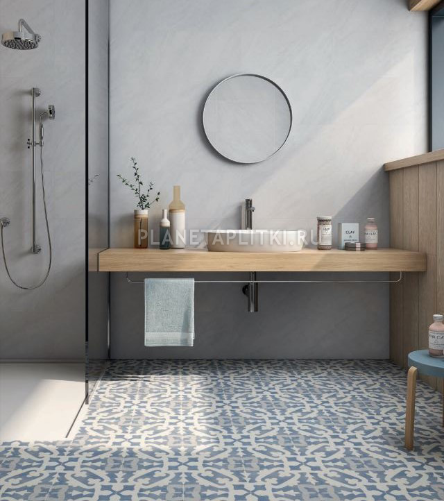 как выбрать плитку для маленькой ванной