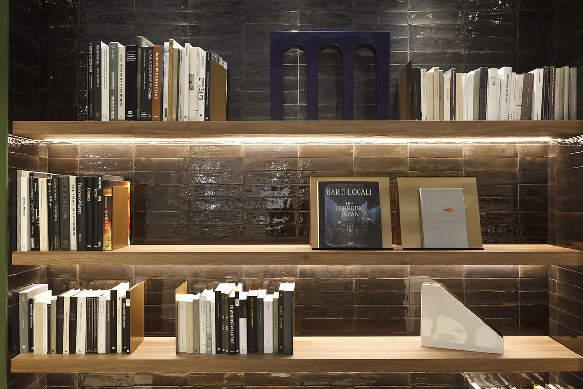 11 Cersaie21_piastrelle di ceramica0801-72 dpi.jpg