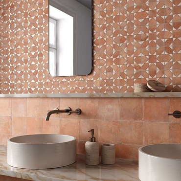 Deco Saona Chiaro16.5x33.15