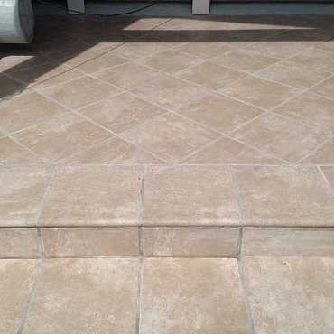 Atrium Hellbeige31x31