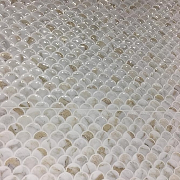 Lucia Mos Beige R30x59