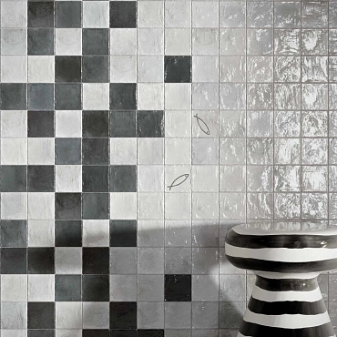 Poetry Colors Blue7.5x10